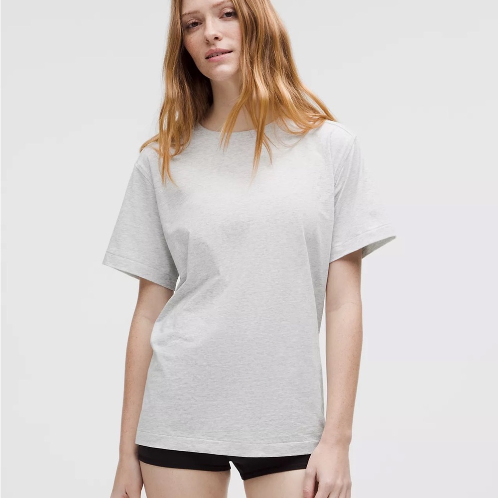 lululemon athletica Short Sleeve Tee in Light Gray